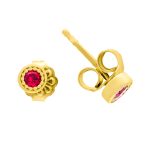 Gold earrings K9 with red zircon